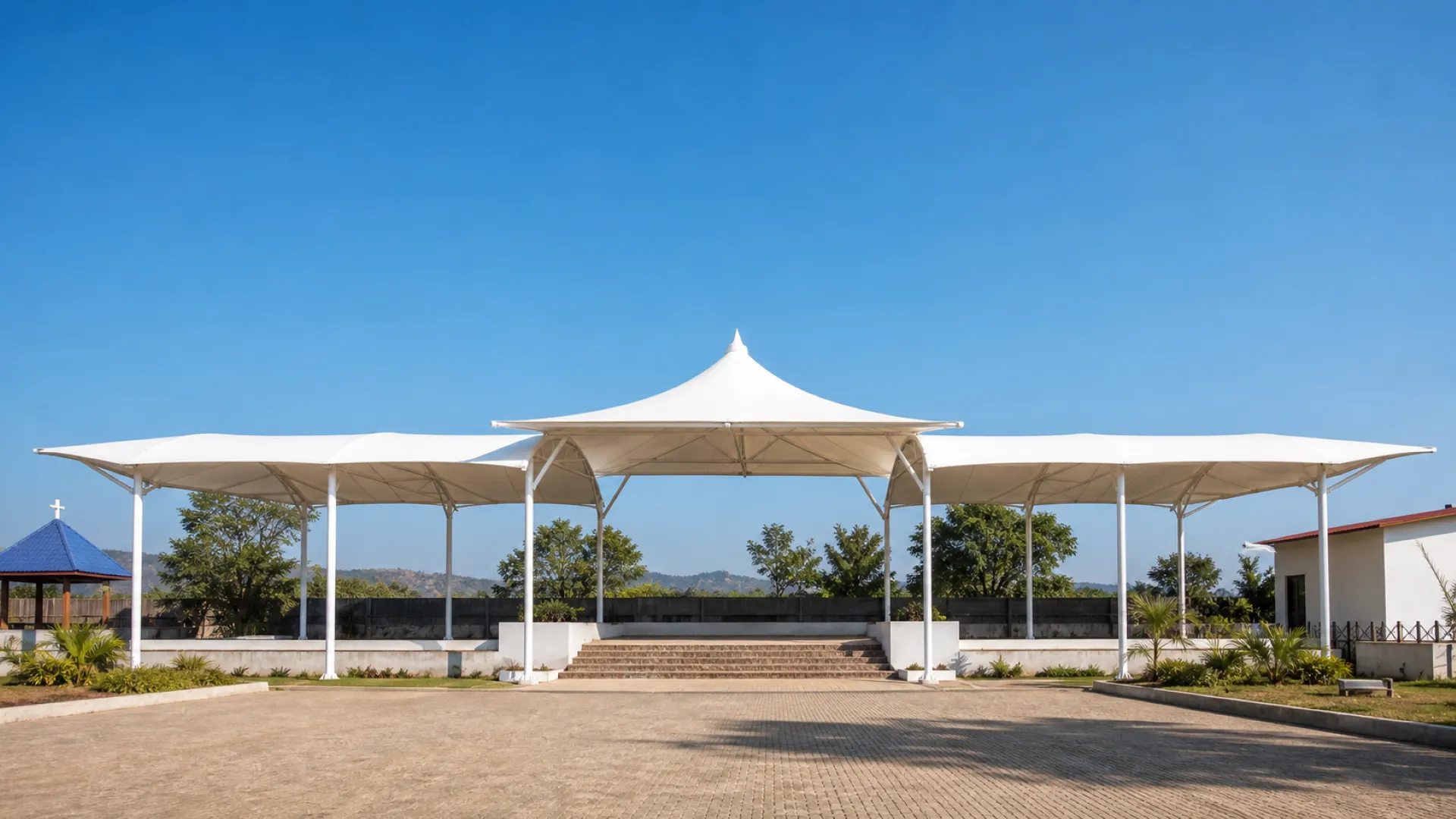 Luxury glamping tents for resorts, campsites and eco tourism projects